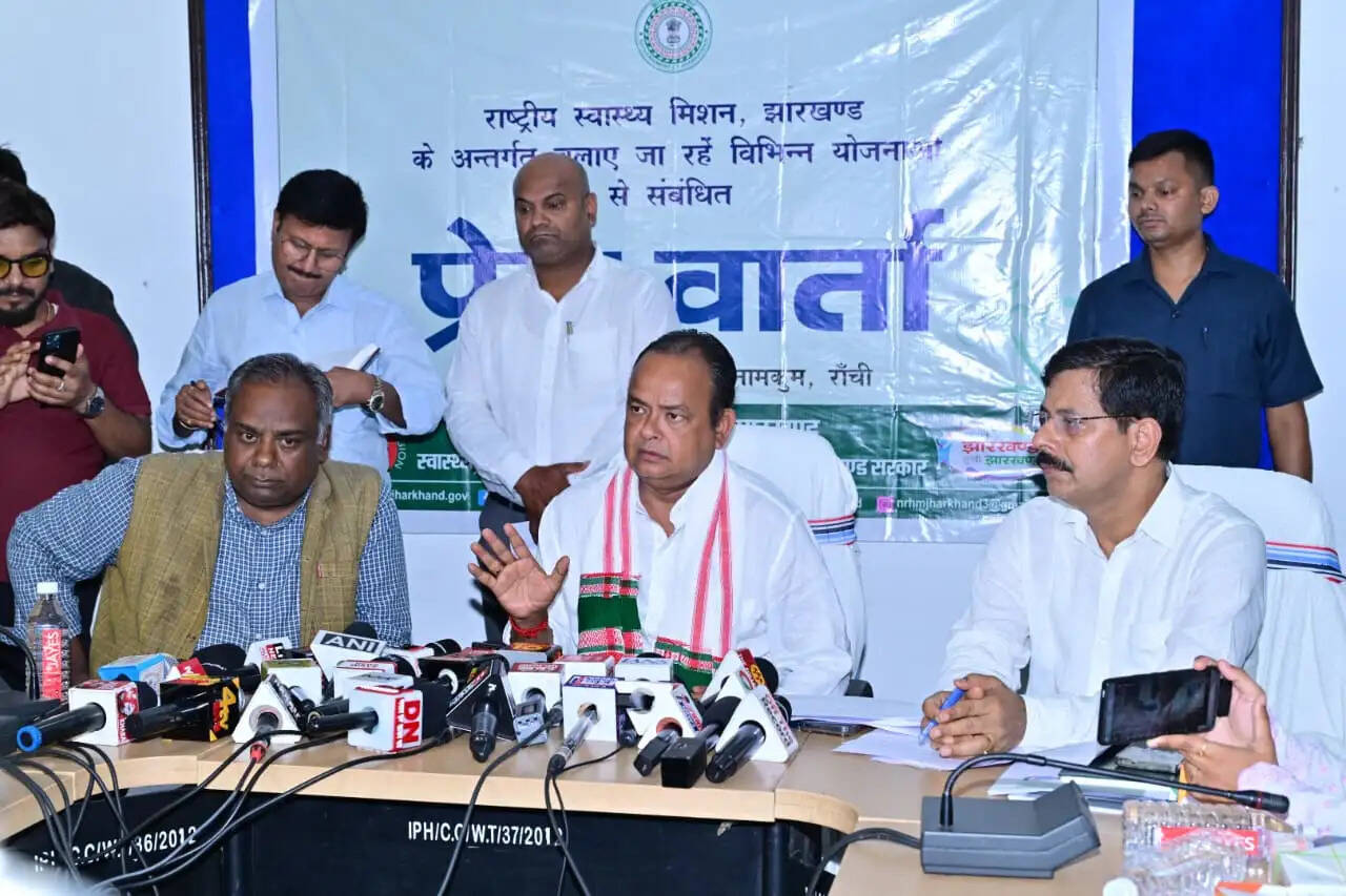 251 एम्बुलेंस घोटाले का सबूत दें बाबूलाल, नहीं तो होगी एफआईआर : इरफान अंसारी
