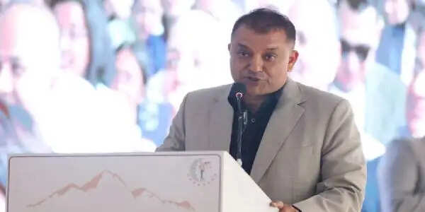 नेपाली कांग्रेस के महामंत्री का आरोप, कहा-बिचौलियों की पहुंच पीएम ओली के बेडरूम तक