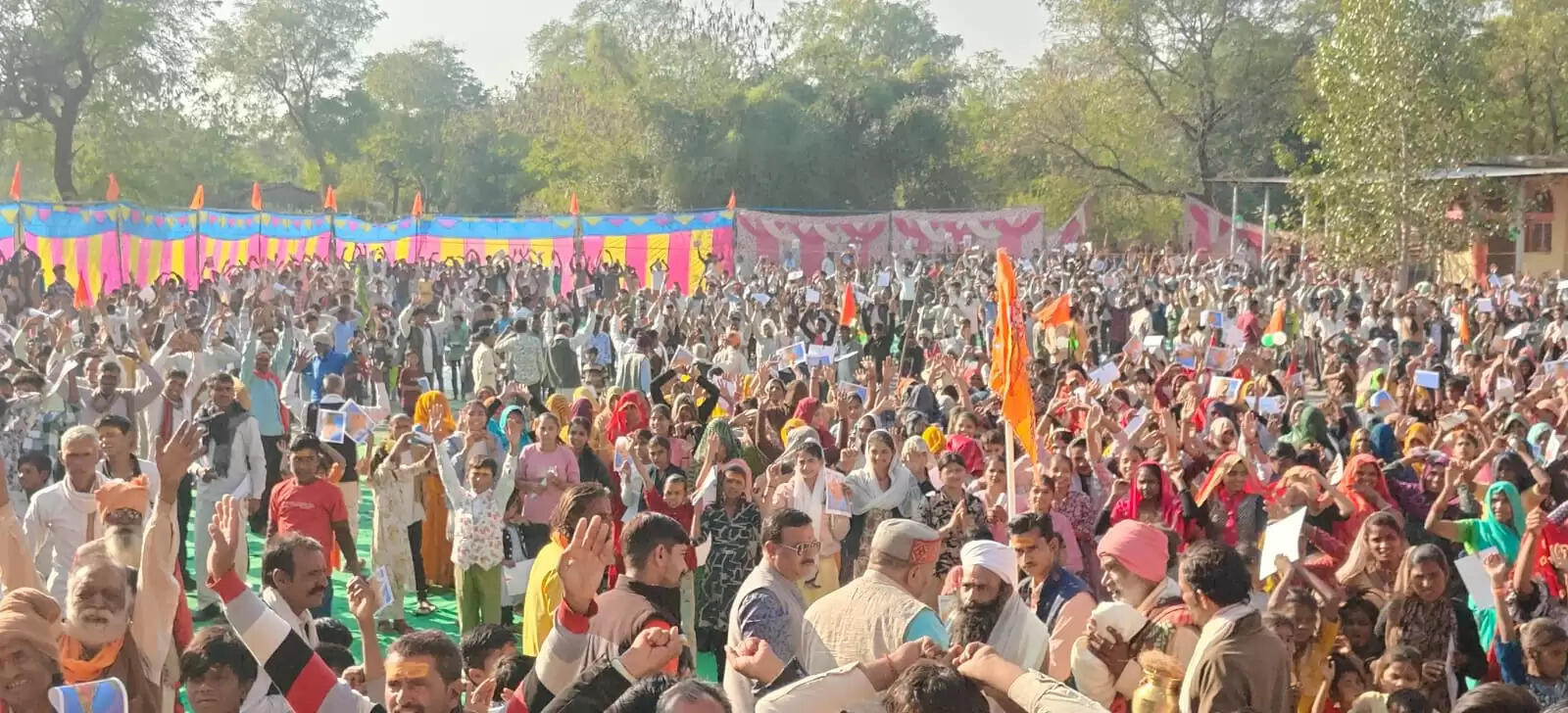 शिवपुरीः हिंदू सम्मेलनों में अनेकता में एकता का भाव जागरण कर एक सूत्र में पिरोने का आह्वान किया गया
