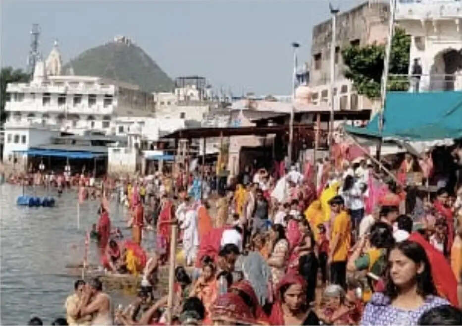 अधिक मास में तीर्थराज पुष्कर सरोवर में पंच तीर्थ स्नान शुरू