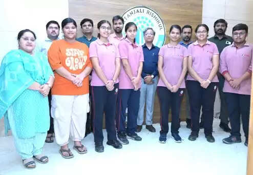 पतंजलि ऋषिकुल के विद्यर्थियों ने परीक्षा परिणाम से प्रयागराज का गौरव बढ़ाया : नित्यानंद सिंह