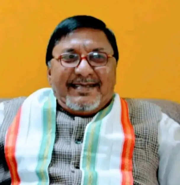 झाबुआ: जिला कांग्रेस एवं सहकारी क्षेत्र के वयोवृद्ध नेता एवं पत्रकार नारायण भट्ट बाबूजी नहीं रहे