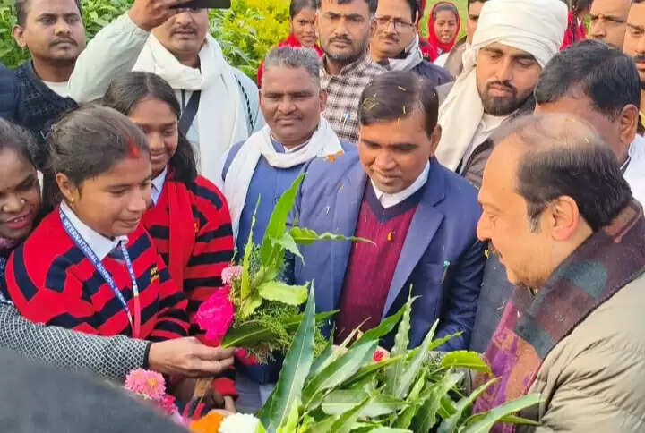 गुणवत्तापूर्ण शिक्षा ही सामाजिक बदलाव का सबसे बड़ा कारक : विवेक ठाकुर