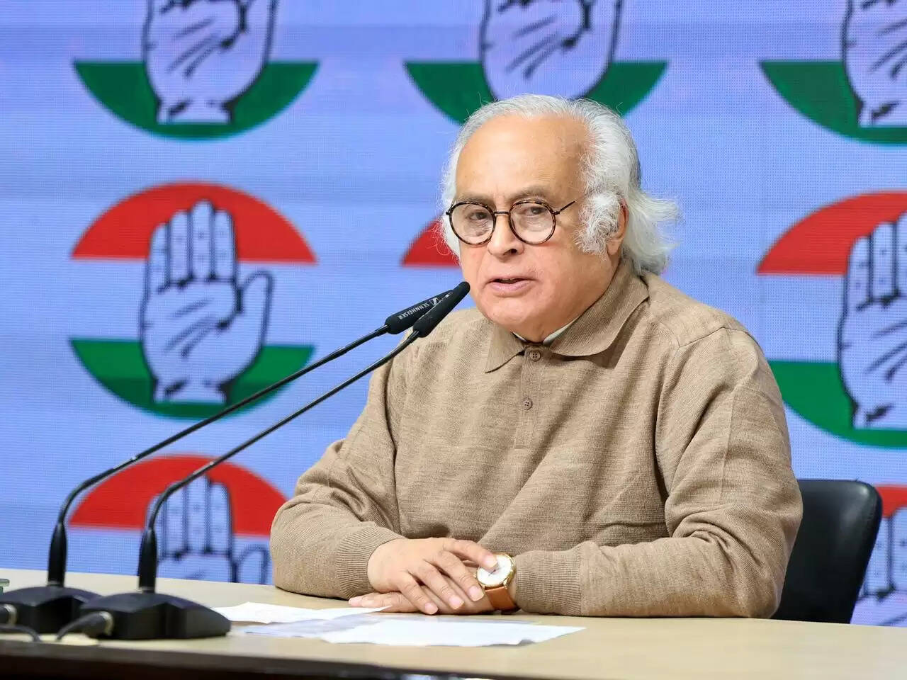 कांग्रेस&nbsp;ने&nbsp;सरकार&nbsp;पर&nbsp;प्रदूषण&nbsp;के&nbsp;खतरों&nbsp;को&nbsp;नकारने&nbsp;का&nbsp;लगाया&nbsp;आरोप