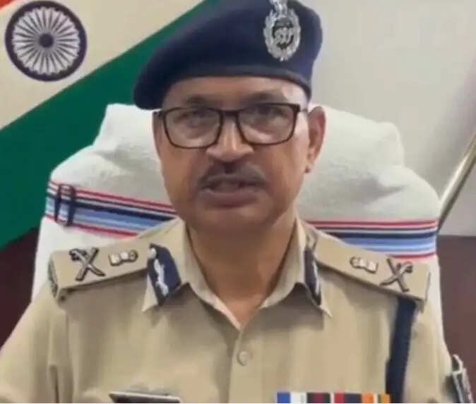 बिहार के पुलिस महानिदेशक विनय कुमार ने स्वैच्छिक सेवानिवृत्ति ली, मुख्य सूचना आयुक्त नियुक्त