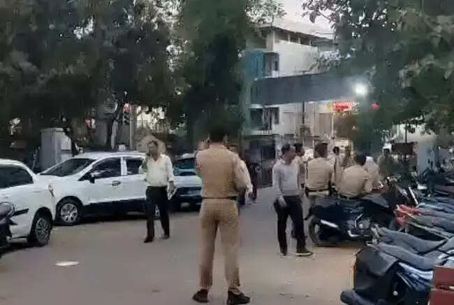 भोपालः छत्तीसगढ़ की युवती तीन लोगों पर लगाया दुष्कर्म और धर्म परिवर्तन का दबाव बनाने का आरोप, केस दर्ज