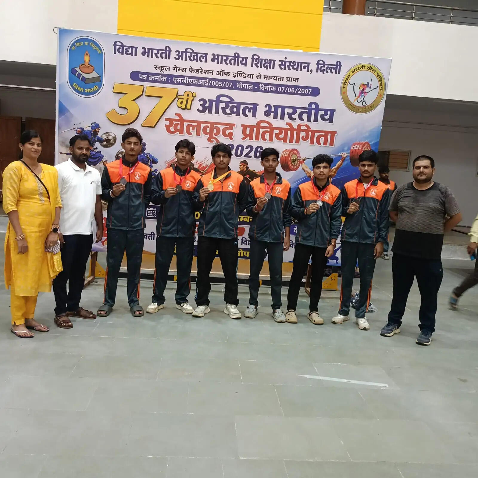 अखिल भारतीय भारोत्तोलन प्रतियोगिता में सरस्वती विद्या मंदिर छपरा के खिलाड़ियों ने लहराया परचम