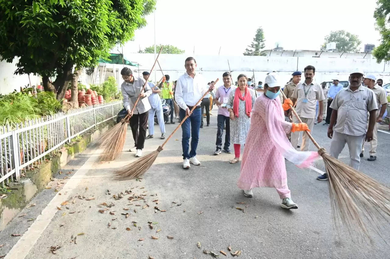 स्वच्छता एक अभियान नहीं बल्कि हमारे जीवन का एक अनिवार्य हिस्सा: ऋतु खण्डूडी