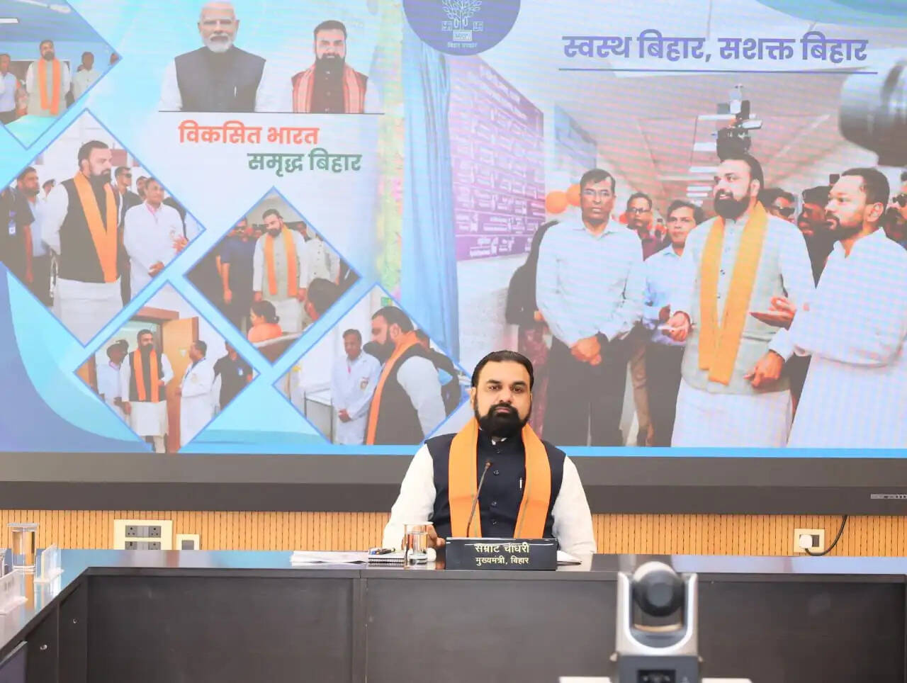 मुख्यमंत्री ने की विकास योजनाओं की समीक्षा, राज्य में 12 लाख ग्रामीण आवासों का निर्माण जल्द पूरा करने का निर्देश
