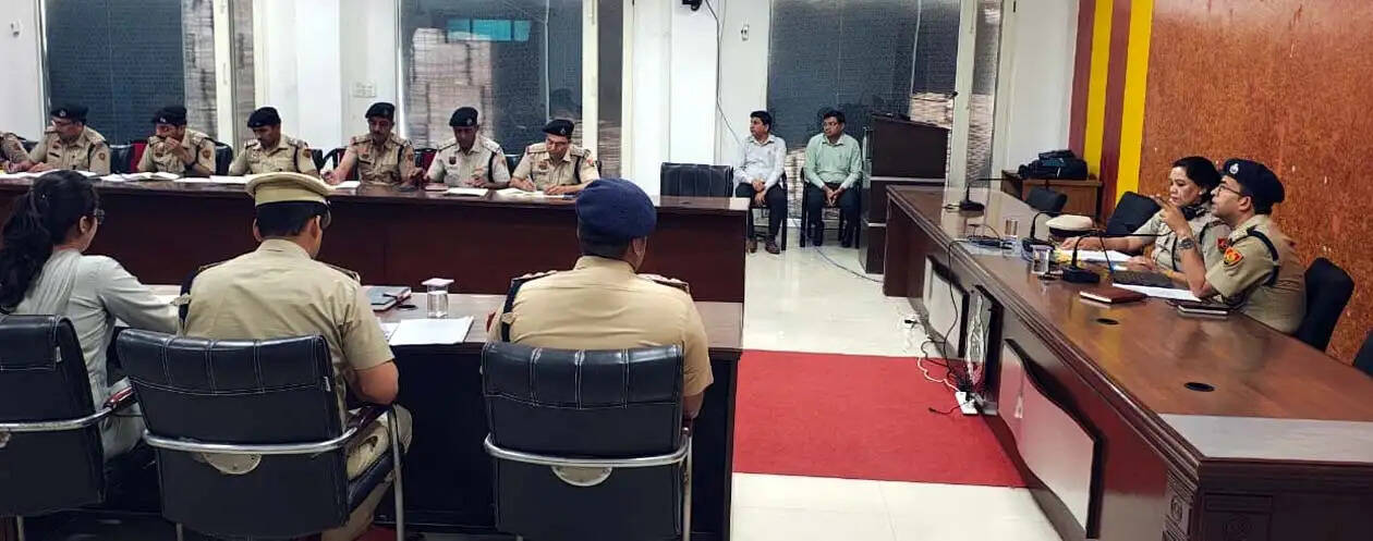 हिसार : ‘पीछा करो अभियान’ के तहत पकड़े जाएं पीओ व बेल जंपर : संगीता कालिया