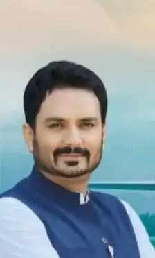 भाजपा जम्मू-कश्मीर प्रवक्ता ने फ्लाइट ड्यूटी टाइम लिमिटेशन विवाद पर इंडिगो की कड़ी आलोचना की