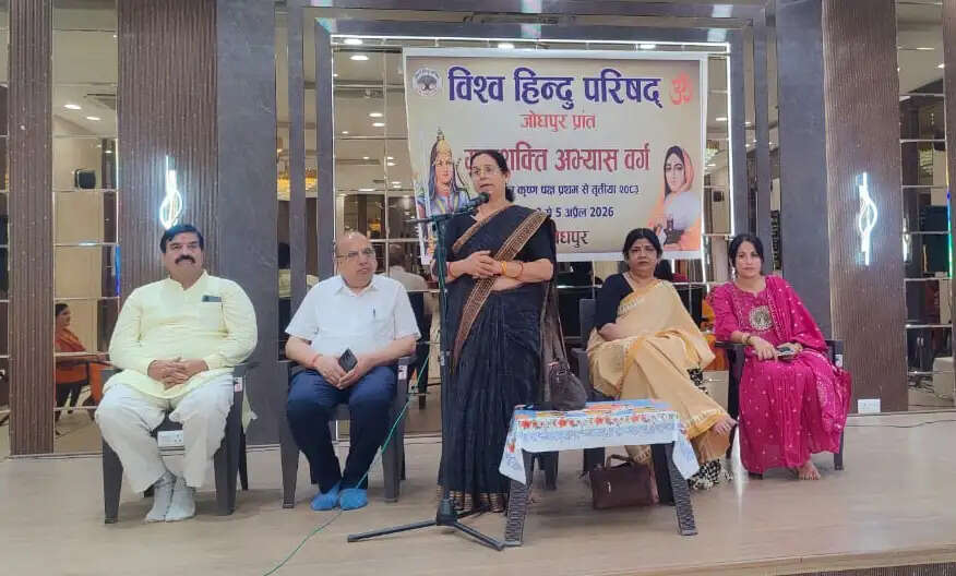 बच्चों में बढ़ता विदेशी कल्चर भविष्य का खतरा: सोनी