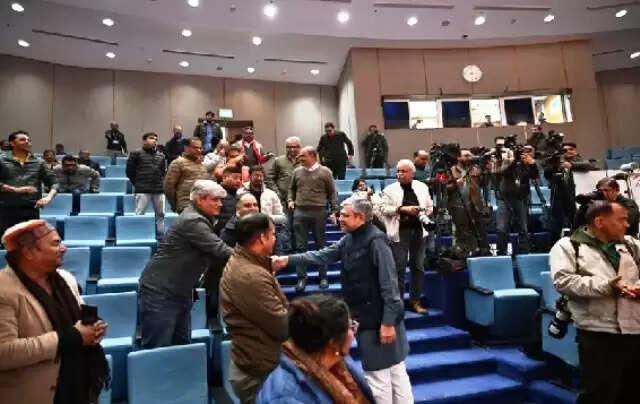 अश्विनी वैष्णव ने मीडिया कर्मियों को नववर्ष की शुभकामनाएं दीं