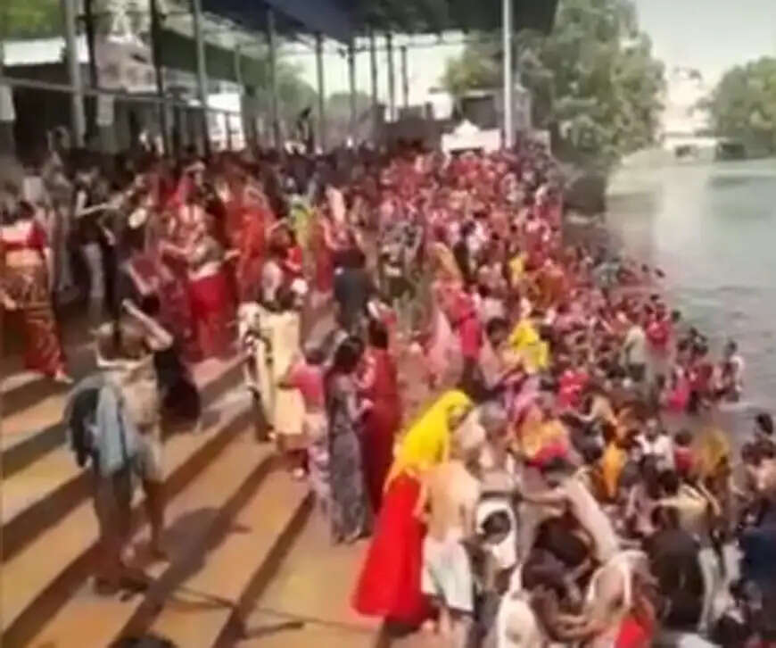 हरिद्वार,&nbsp;पुष्कर व कोलायत में&nbsp;बीकानेर के श्रद्धालुओं का सैलाब&nbsp;:&nbsp;अमावस्या साेमवार&nbsp;काे