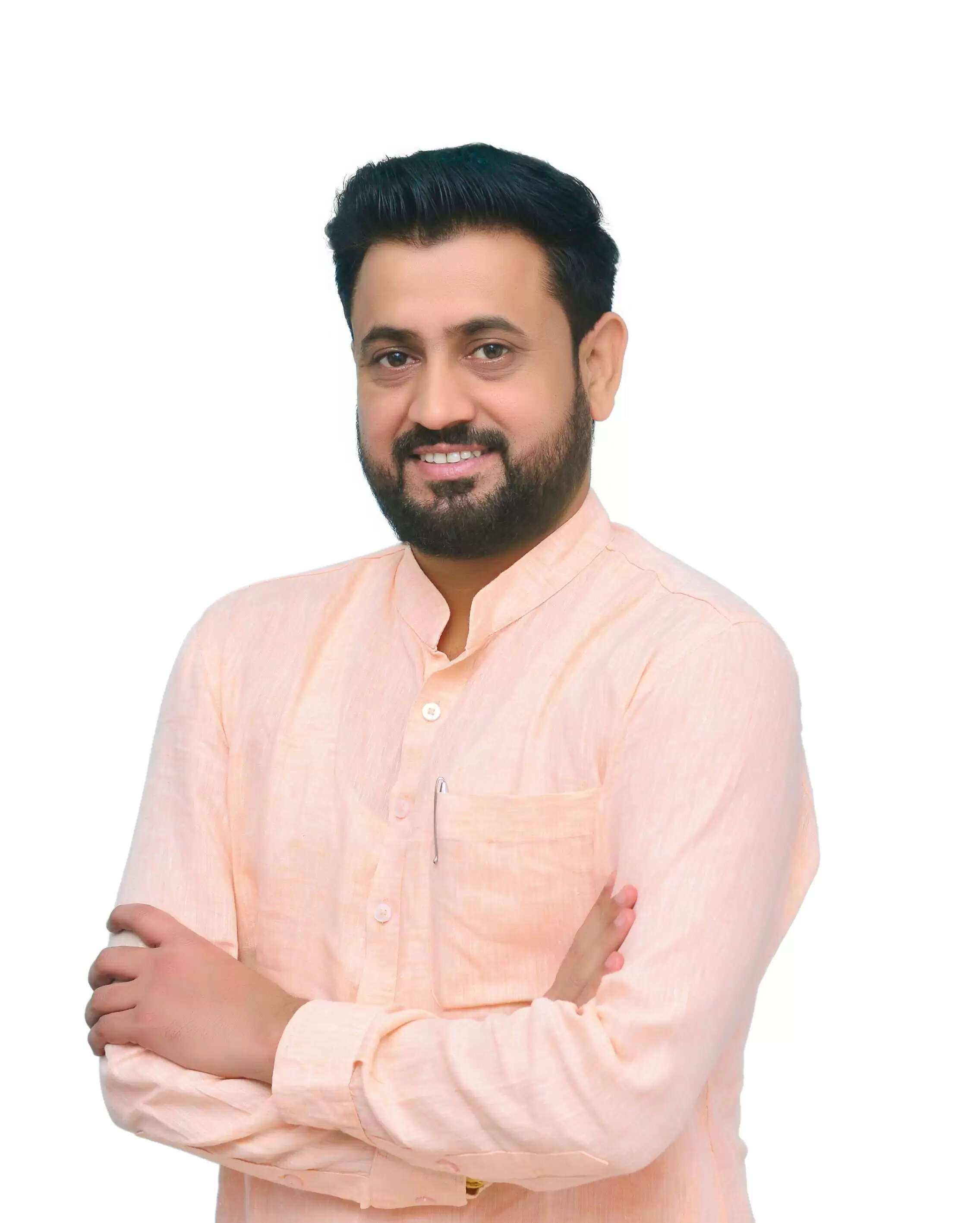 हिमाचल को हर मोर्चे पर खोखला करने पर तुली कांग्रेस सरकार: अजय ठाकुर