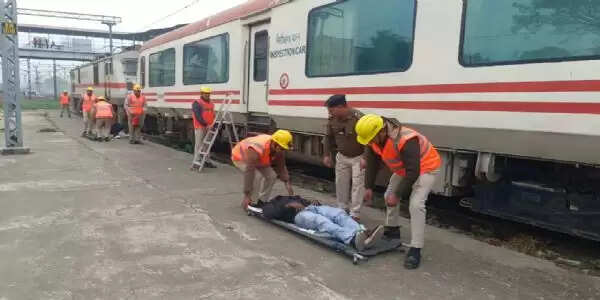 रेल दुर्घटना को लेकर आरपीएफ ने की मॉक ड्रिल