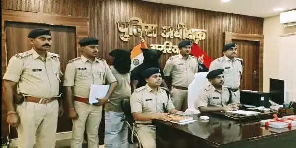 टॉप टेन अपराधियों की सूची में शामिल मो.गजनी सहयोगियाें के साथ गिरफ्तार,कई हथियार बरामद