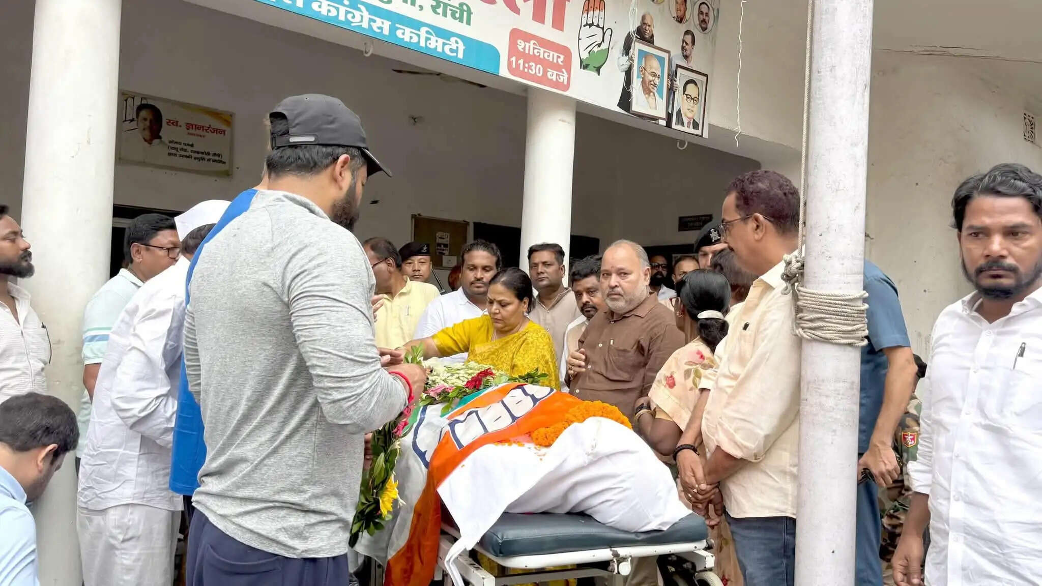 पूर्व मंत्री मन्नान मलिक को कांग्रेस मुख्यालय में दी गई श्रद्धांजलि, नेताओं ने बताया जनसेवा को समर्पित जननेता