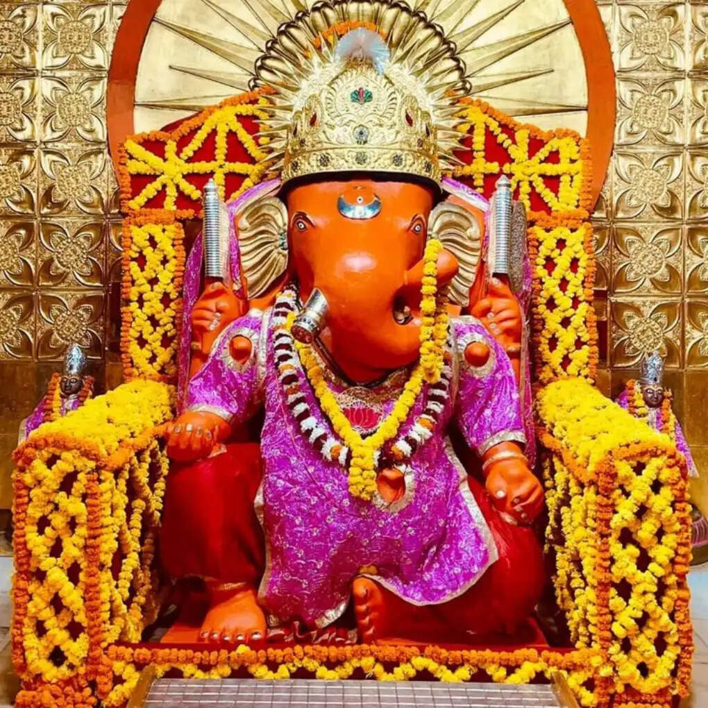 शरद पूर्णिमा पर मोती डूंगरी गणेश जी का होगा श्वेत शृंगार