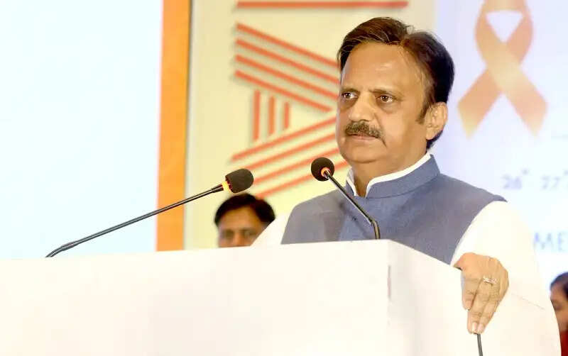 प्रत्येक नागरिक के स्वस्थ रहने से साकार होगी स्वस्थ भारत की कल्पना: उप मुख्यमंत्री शुक्ल