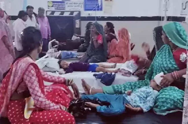मध्य प्रदेश के सीहोर में मुंडन कार्यक्रम में मटका कुल्फी खाने से 40 से ज्यादा बच्चे बीमार