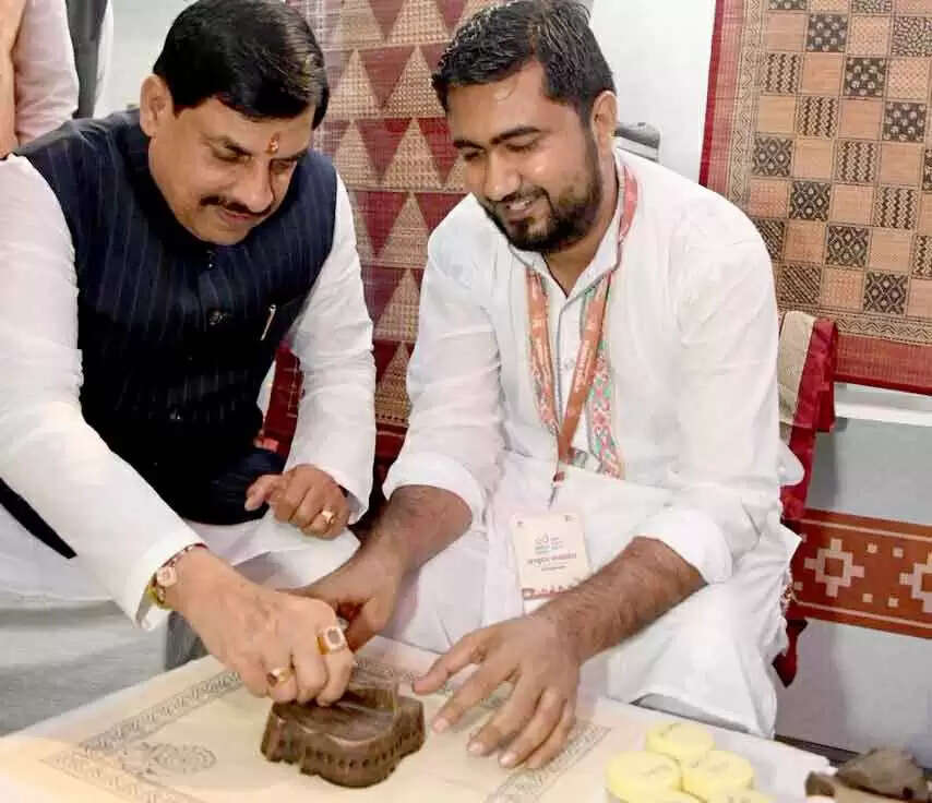 देव दिवाली पर्व पर उज्जैन को मिली बड़ी सौगात, एयरपोर्ट के विस्तार के लिए साइन हुआ एमओयू