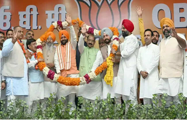 हरियाणा&nbsp;के&nbsp;मुख्यमंत्री&nbsp;की&nbsp;पंजाब&nbsp;में&nbsp;ओबीसी&nbsp;काे&nbsp;एकजुटता&nbsp;की&nbsp;अपील,अगली बार भाजपा&nbsp;की&nbsp;सरकार