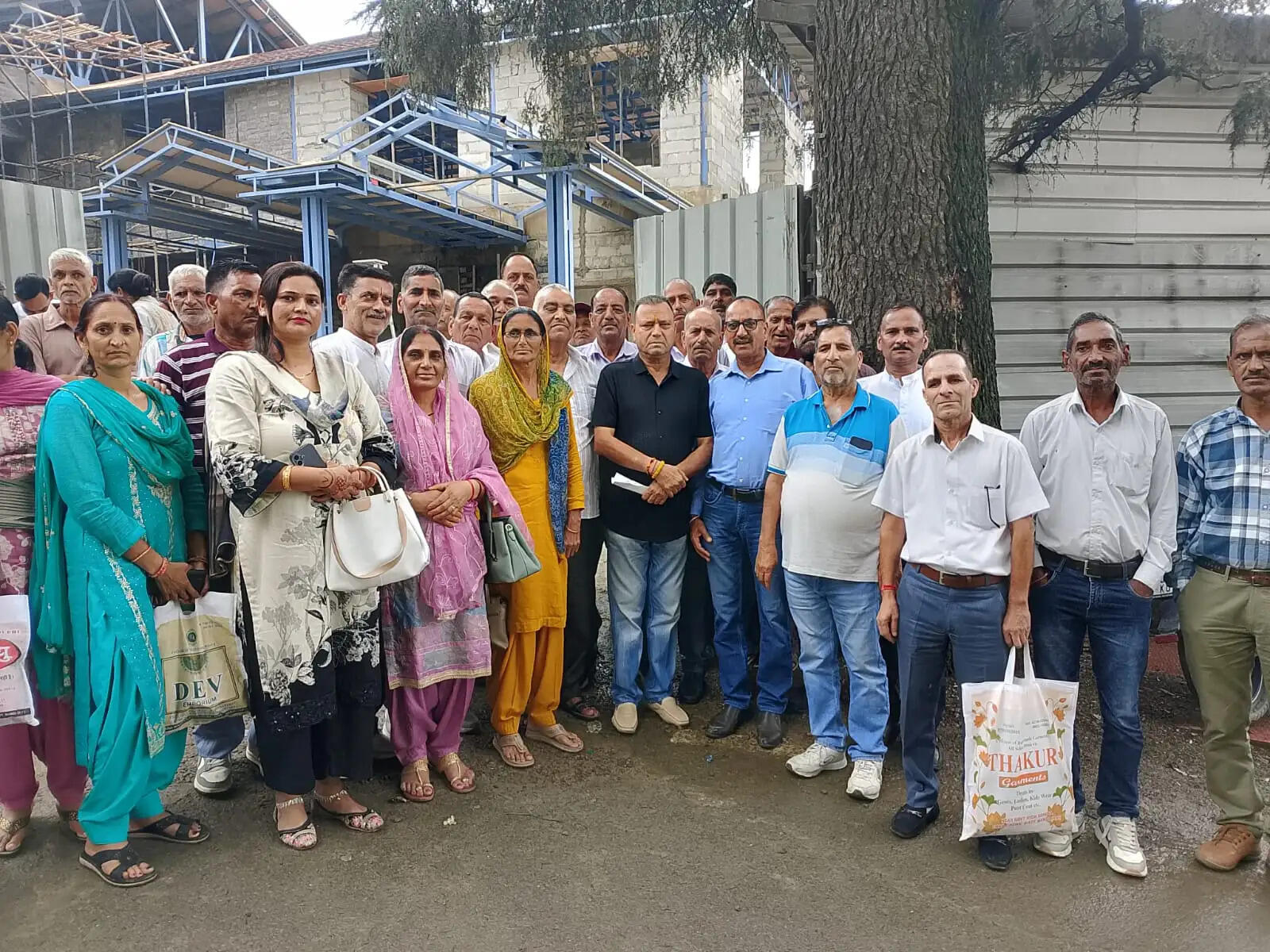 बैहना वार्ड को नगर निगम मंडी से किया जाए बाहर, सीएम से मिला प्रतिनिधिमंडल