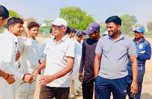 इलाहाबाद पब्लिक स्कूल और किड्स प्रयागराज क्लब विजयी