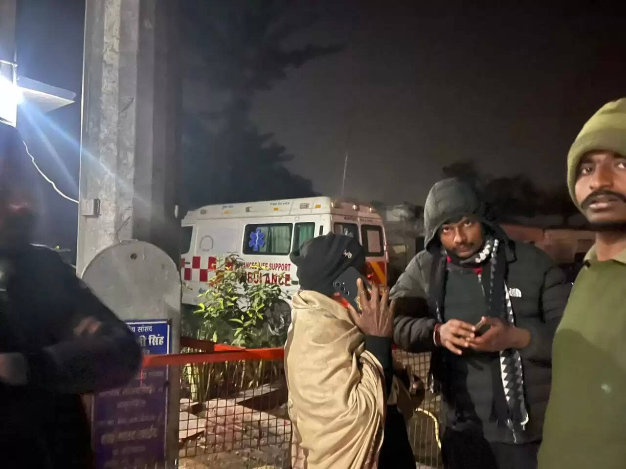 बिहार के रोहतास में दो बाईक की टक्कर में चार की मौत