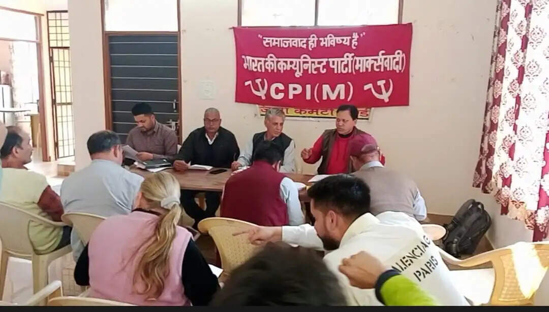 केंद्र सरकार की जनविरोधी नीतियों के खिलाफ जत्थे निकालेगी माकपा