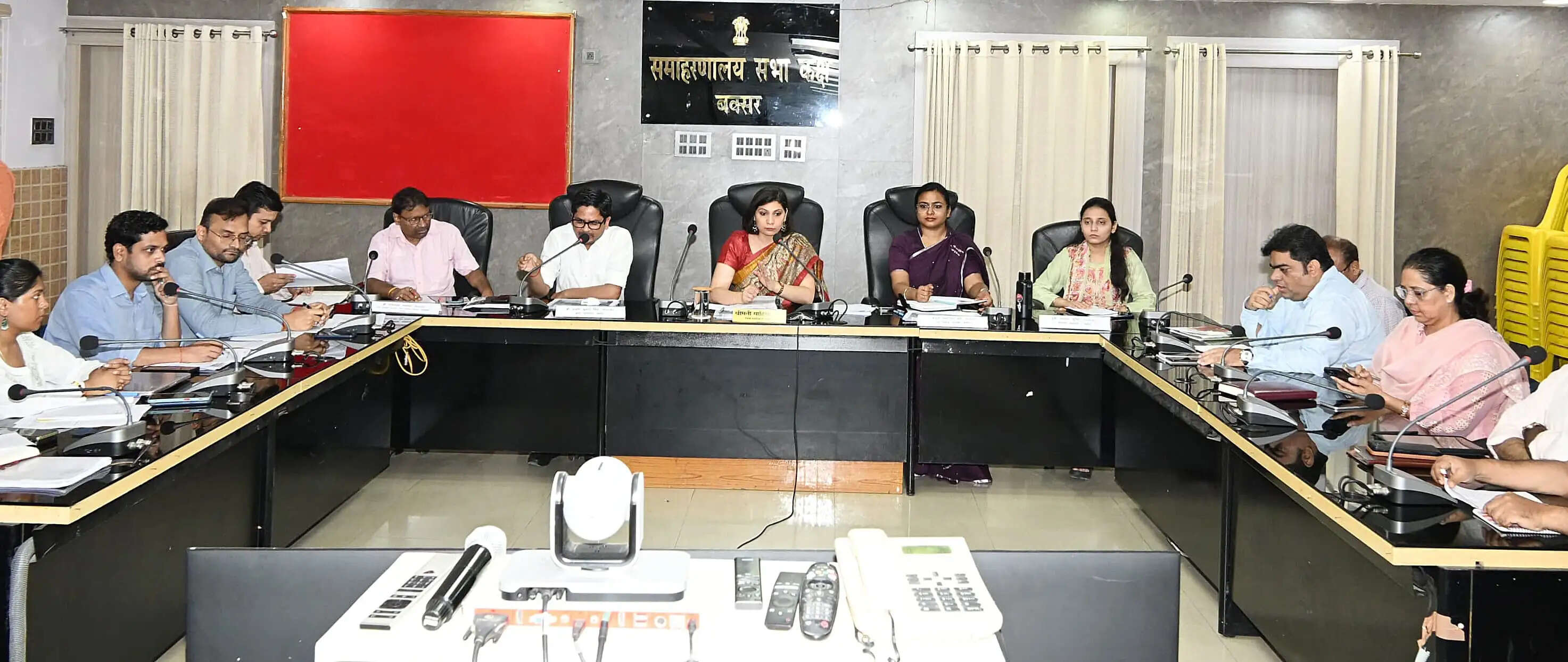 बक्सर में महिला सुरक्षा और विकास कार्यों पर जिला प्रशासन सख्त
