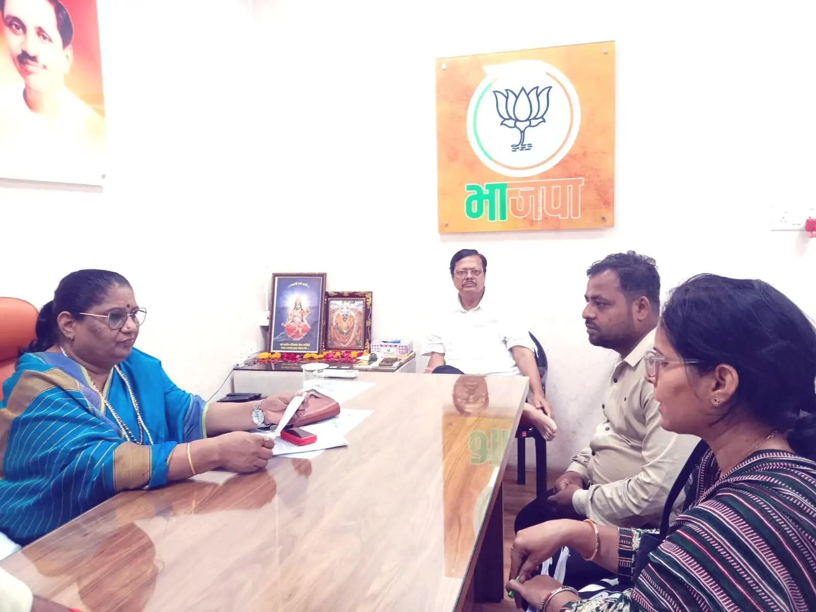 भाजपा प्रदेश कार्यालय में कैबिनेट मंत्री निर्मला भूरिया ने सुनीं जनसमस्याएं,&nbsp;त्वरित निराकरण के दिए निर्देश