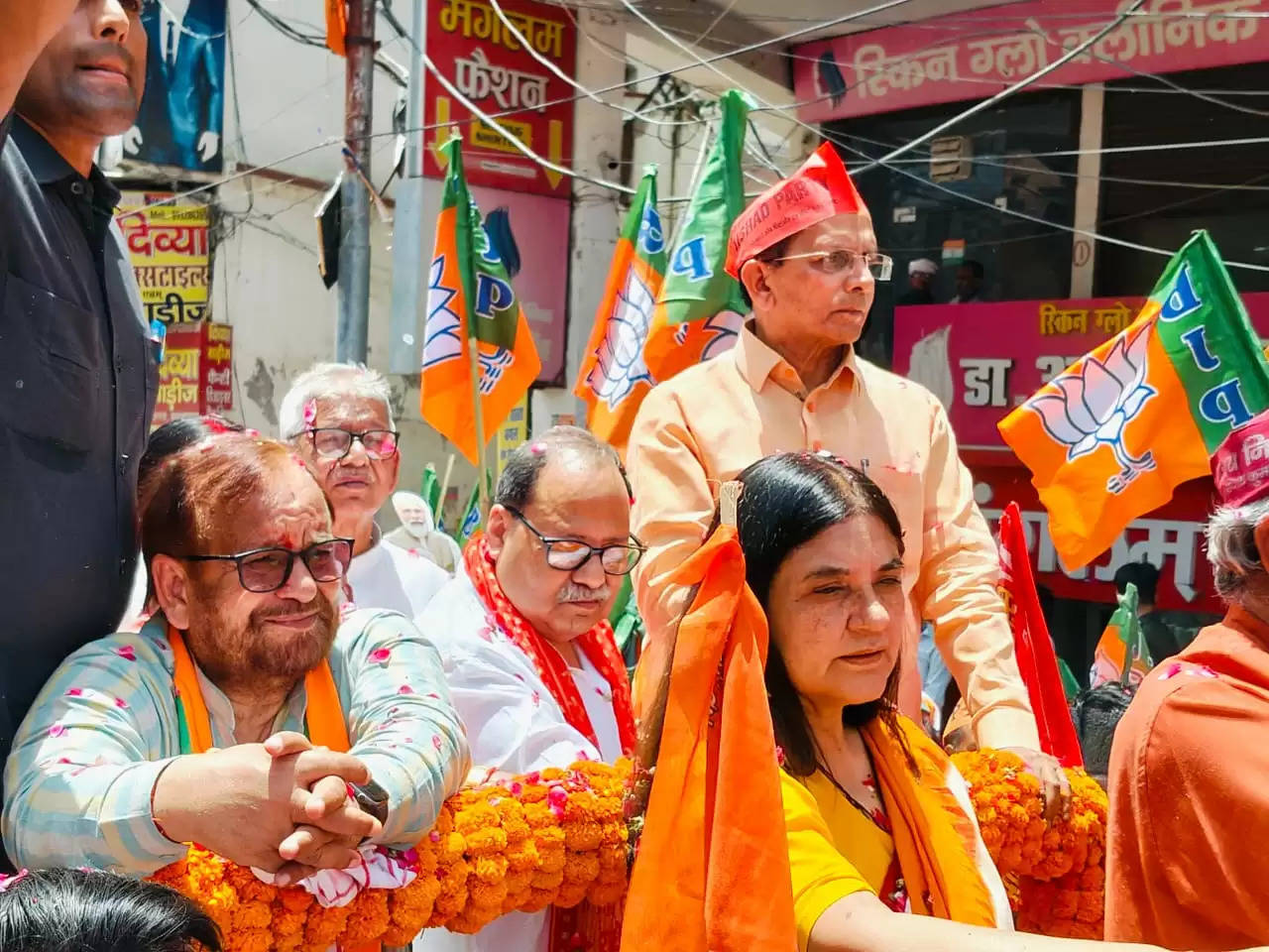 सुलतानपुर मे अब तक कुल 03 उम्मीदवारों ने किया नामांकन