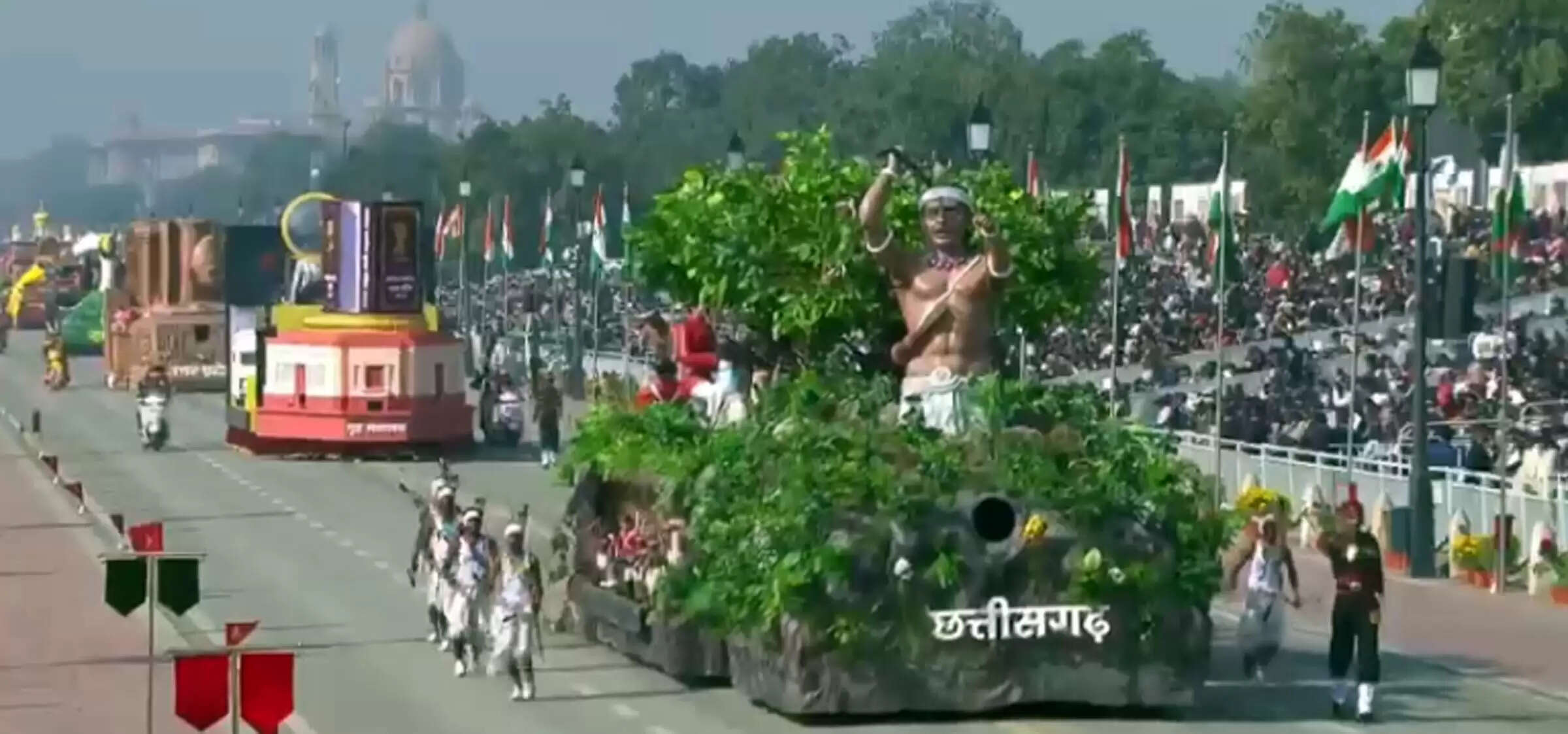 दिल्ली&nbsp;के&nbsp;कर्तव्य पथ पर गूंजा छत्तीसगढ़ के जनजातीय शौर्य का इतिहास