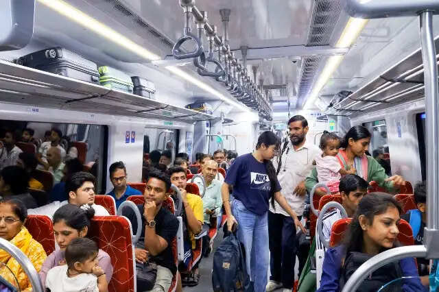 नमो भारत ने बनाया नया रिकॉर्ड, एक दिन में 1.25 लाख से अधिक यात्रियों ने किया सफर