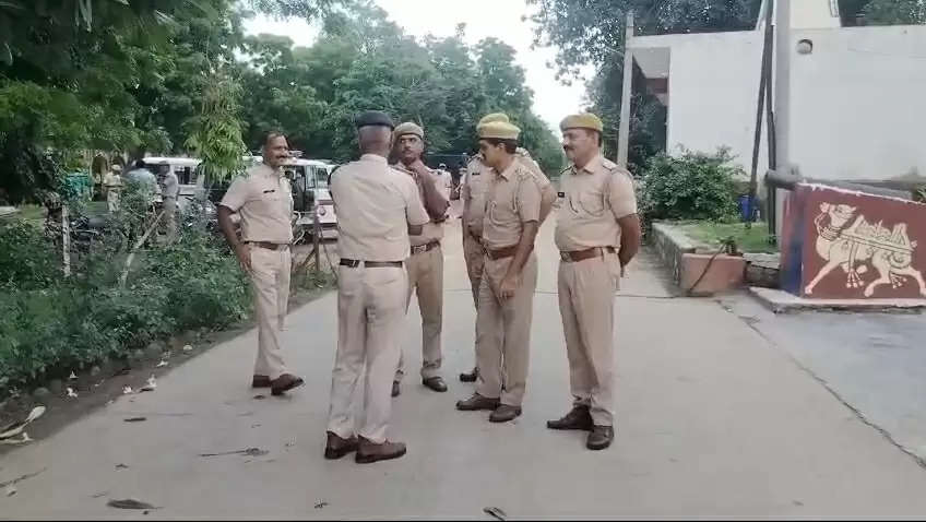 अलवर में केंद्रीय कारागृह का पुलिस औऱ प्रशासन के अधिकारियो ने किया निरीक्षण