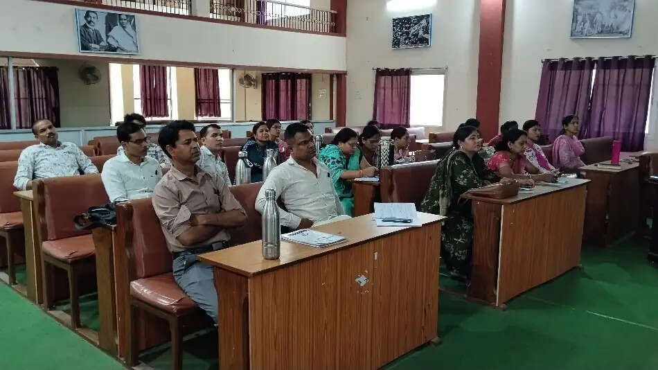 स्व-गणना के लिए तीन दिन शेष, एक मई से घर-घर पहुंचेंगे प्रगणक