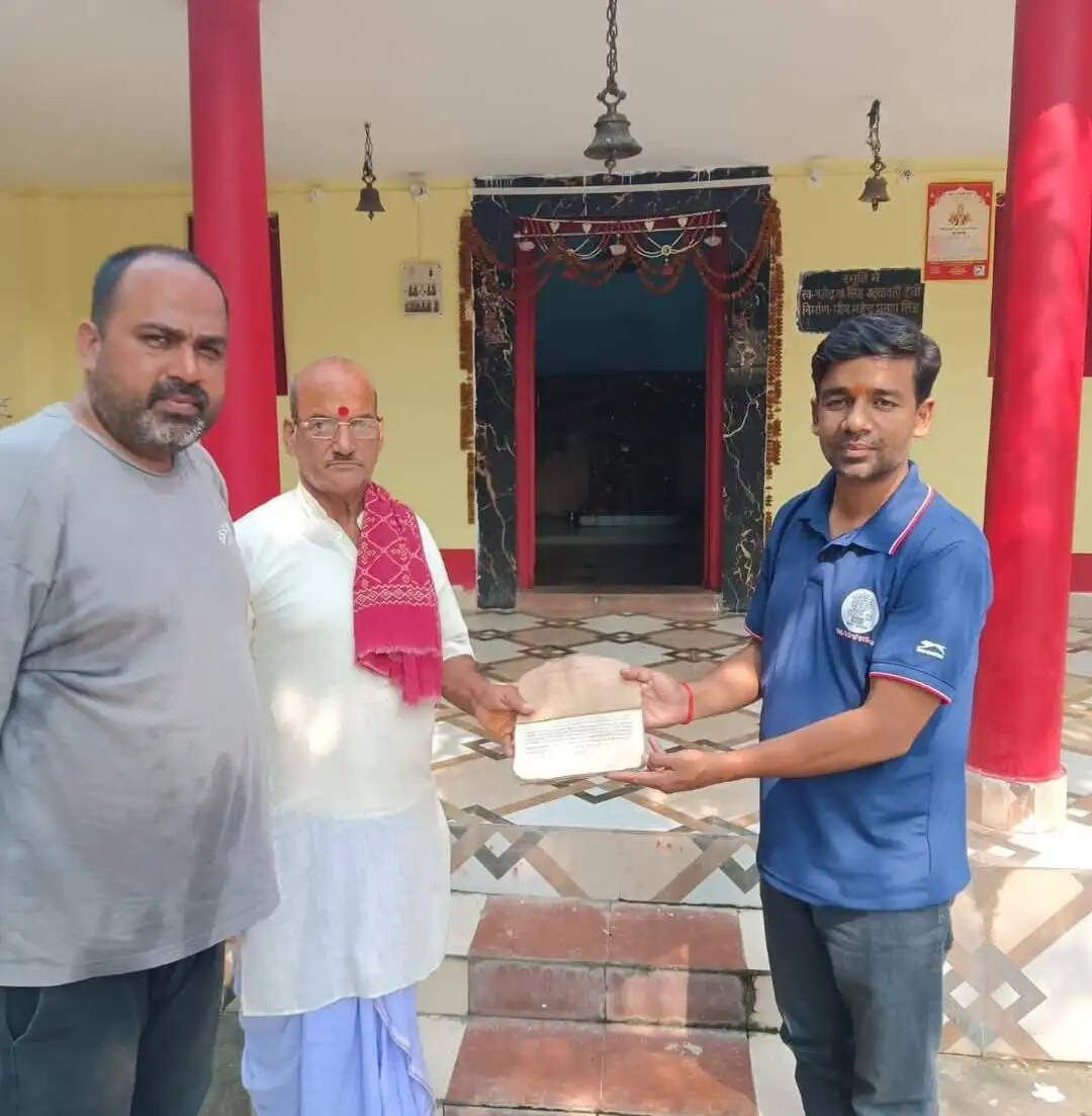 सुपौल में मिली 150 वर्ष पुरानी हस्तलिखित दुर्गा सप्तशती पांडुलिपि, संरक्षण को लेकर बढ़ी पहल