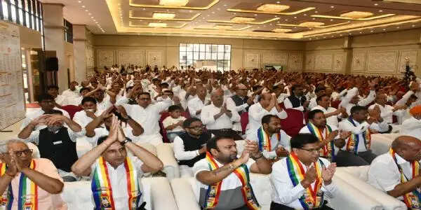 विश्व नवकार महामंत्र दिवस का भव्य आयोजन, 1000 से अधिक श्रद्धालु शामिल