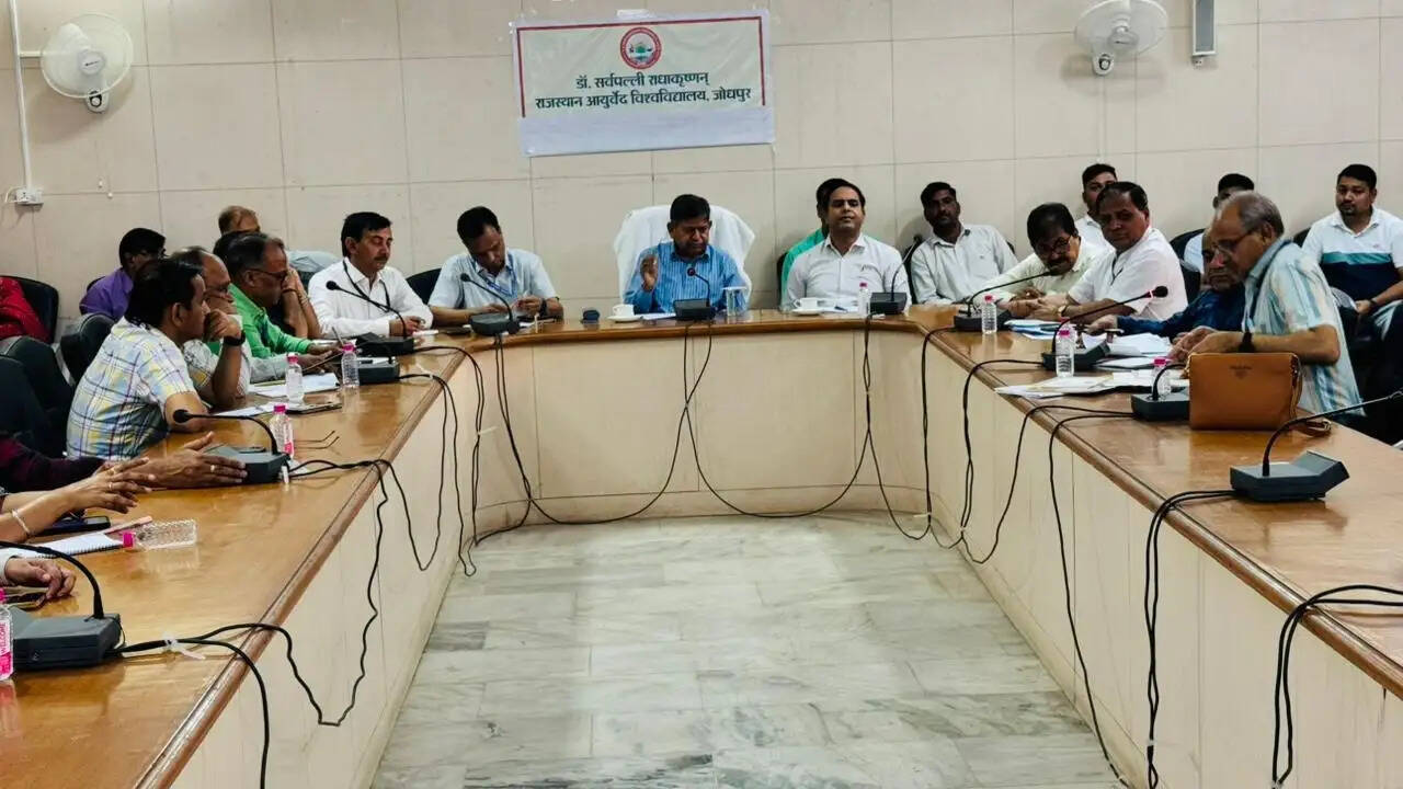 जिला कलेक्टर के निर्देश पर पेयजल आपूर्ति व्यवस्था सुदृढ़ करने के प्रयास तेज