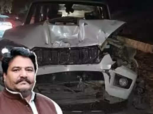 मुरैना:&nbsp;पूर्व&nbsp;मंत्री&nbsp;गिर्राज&nbsp;दंडाेतिया&nbsp;सड़क&nbsp;हादसे&nbsp;में&nbsp;गंभीर&nbsp;घायल,&nbsp;शादी समारोह से लौट रहे थे, दिल्ली रेफर