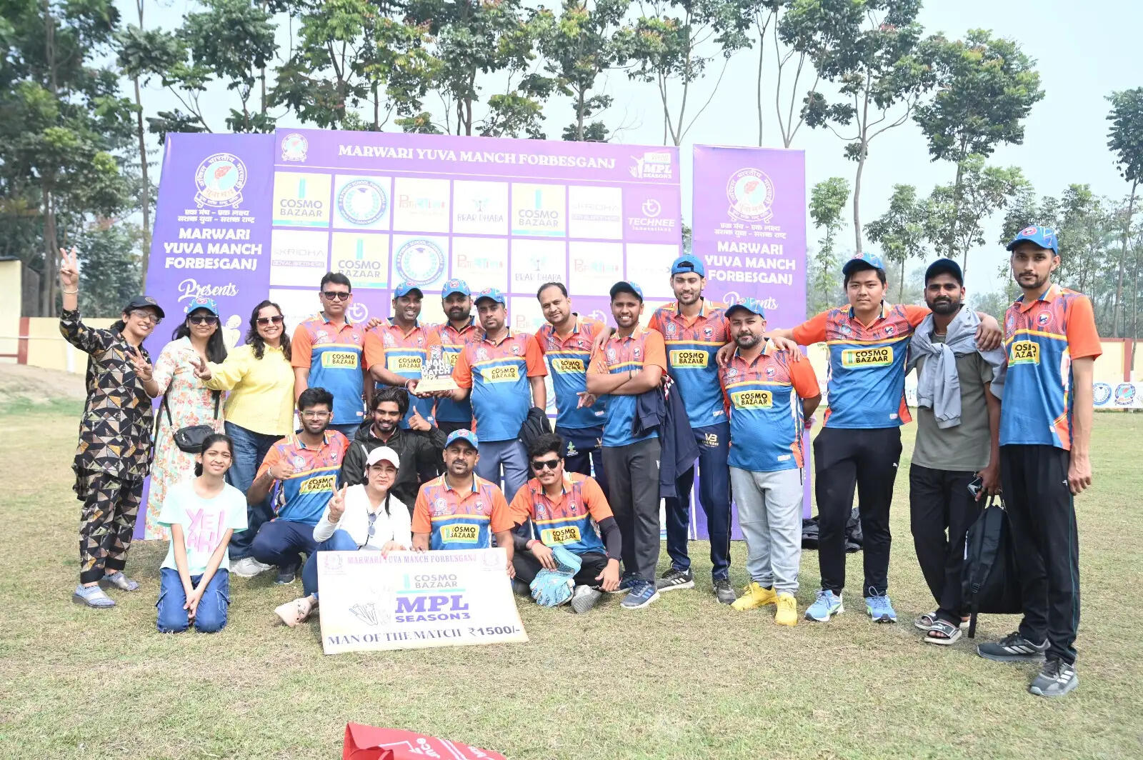 अल्फा फोर्ब्स और सनहर्ट इलेवन सेमीफाइनल में