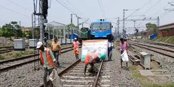 मालदा मंडल में स्वच्छता जागरूकता अभियान