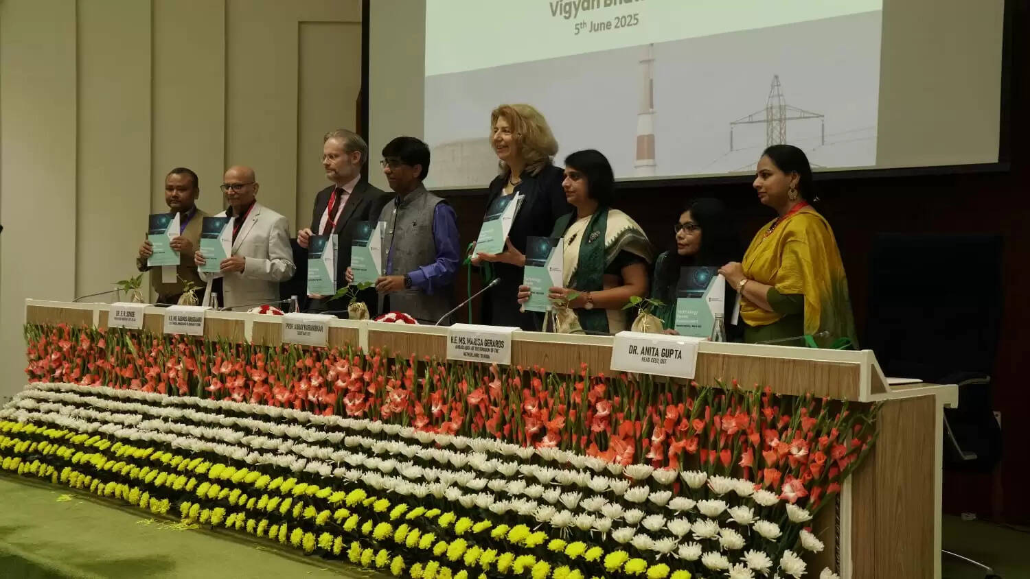 पर्यावरण दिवस पर बायो प्लास्टिक को किया लॉन्च