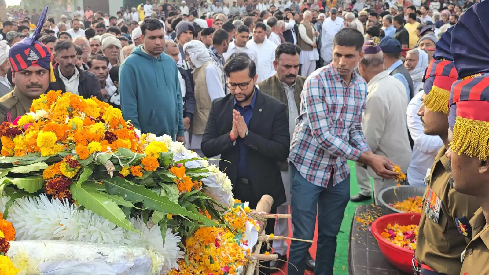 पलवल में शहीद सूबेदार हितेश सहरावत का राजकीय सम्मान के साथ संस्कार