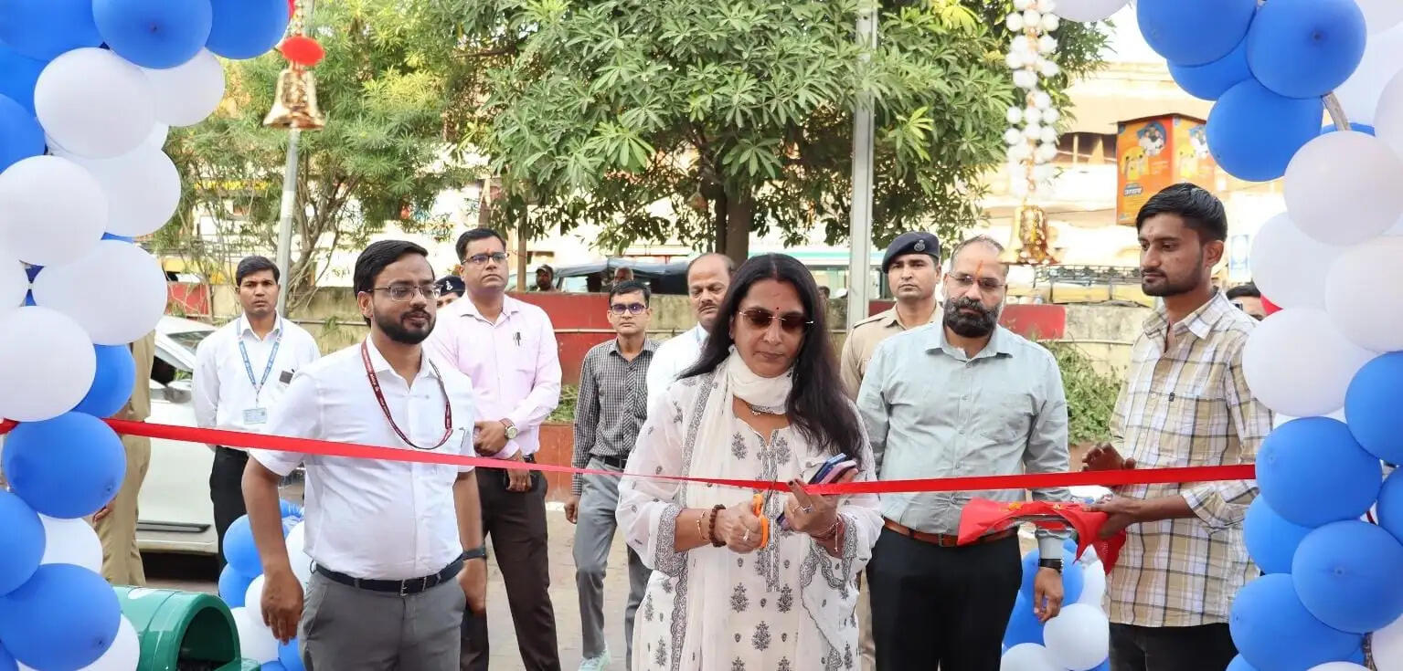 मुरादाबाद रेलवे स्टेशन पर फूड वैन का शुभारंभ, यात्रियों को मिलेगा किफायती एवं गुणवत्तापूर्ण भोजन