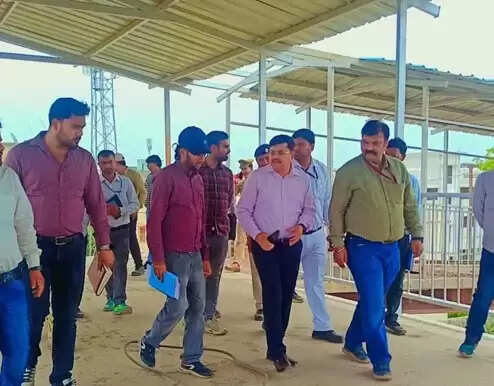 अपर मंडल रेल प्रबंधक ने दादरी स्टेशन एवं आईसीडी दादरी का निरीक्षण कर दिये निर्देश