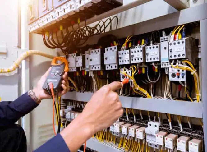नई निविदाओं का विद्युत यांत्रिक ठेकेदार संघ ने किया बहिष्कार