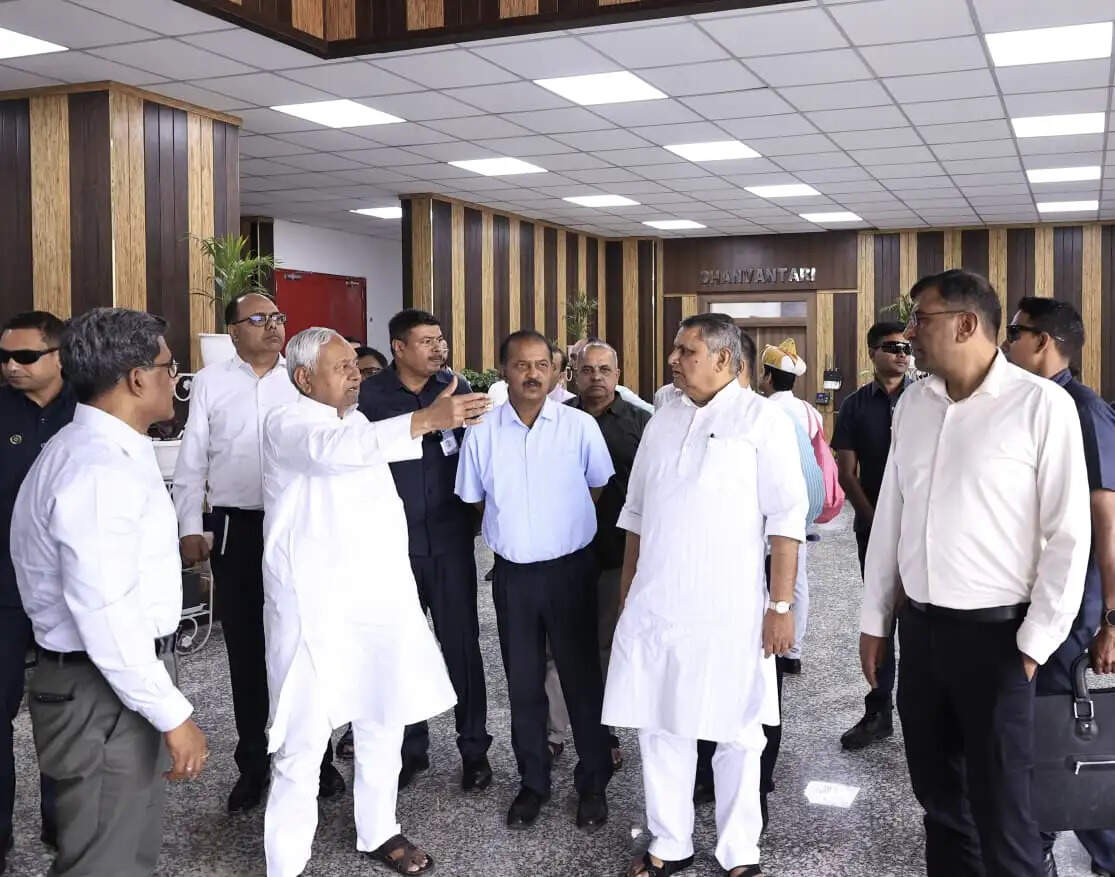 बिपार्ड स्किल पार्क के दक्षता भवन का मुख्यमंत्री ने किया निरीक्षण, अधिकारियों को दिये निर्देश